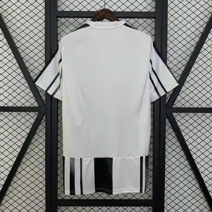 قميص يوفنتوس الأساسي 25/26