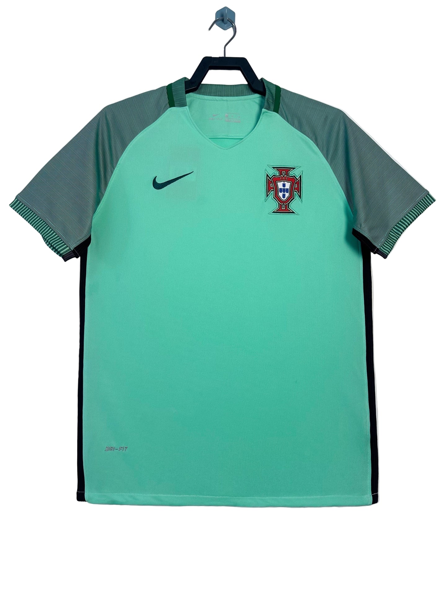 البرتغال 2016 (ريترو)