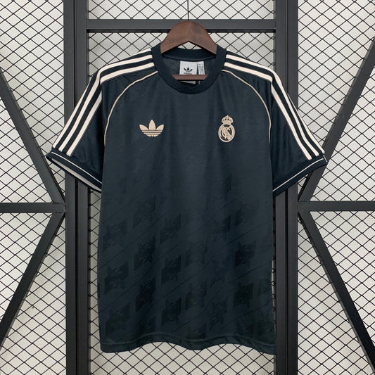 Real Madrid  T-Shirt 2025