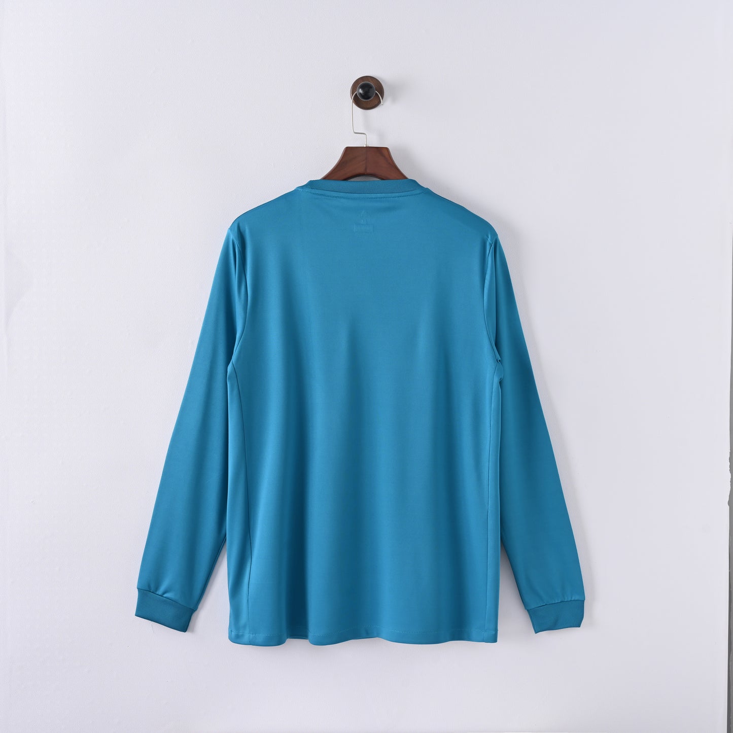 17/18  ريال مدريد  كم طويل