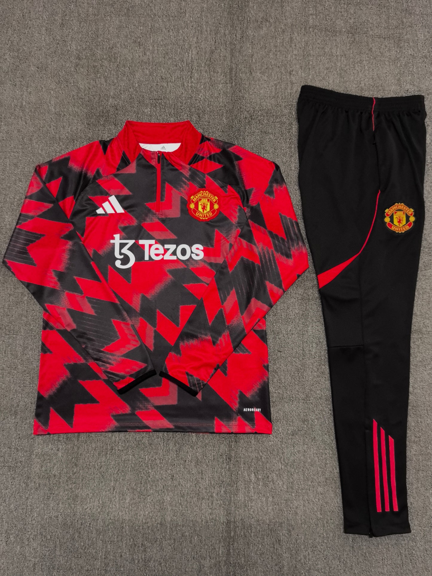 MAN UTD KIDS TRACKSUIT